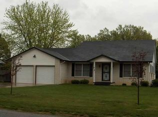 104 N Westfield St, Wichita, KS 67212