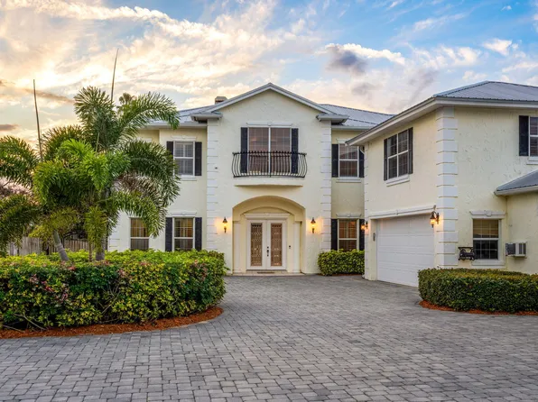 500 S Riverside Dr, Indialantic, FL 32903