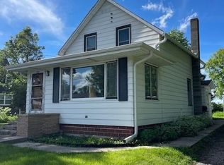 238 4th St N, Brownton, MN 55312