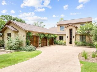 3231 Walnut Creek Ct, Bryan, TX 77807