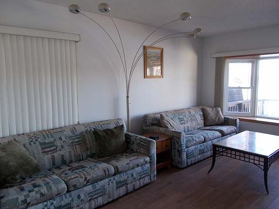 5th image of 1327 Arbor Dr
