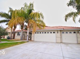 668 Neufeld Ct, Shafter, CA 93263