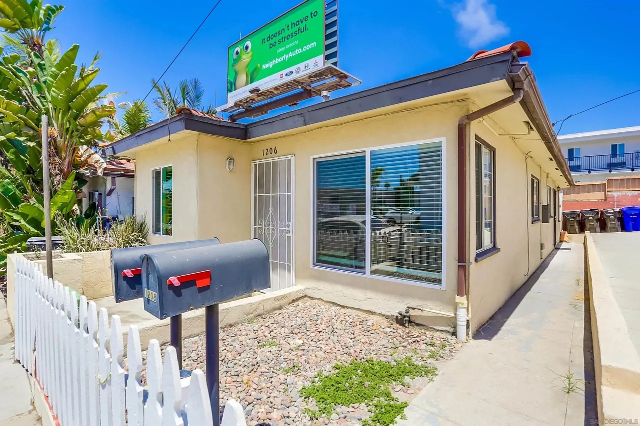 1 bed, 600 sqft, $2,249 — Photo 2