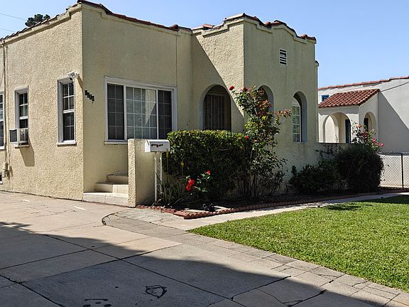 2nd image of 3018 Sherwood Ave #3020