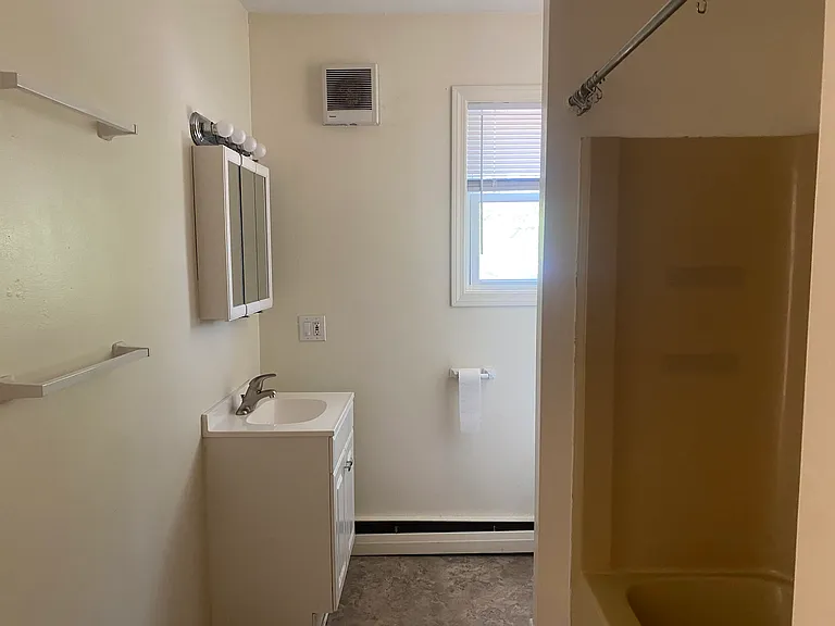 54 Wells St — Photo 26