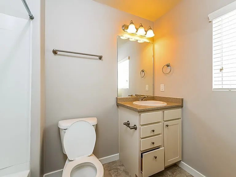 13368 S Moorfield Dr — Photo 16