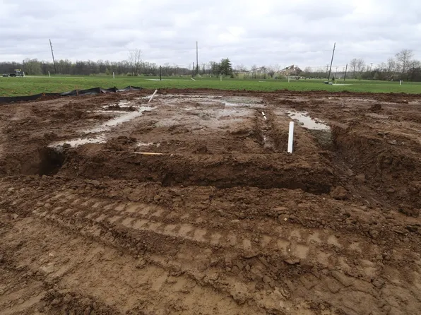 12562 Cattle Ridge Dr, Noblesville, IN 46060