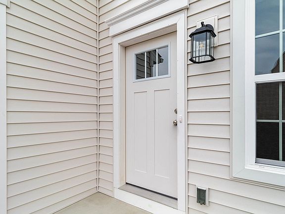 2nd image of 8177 Haley Ct