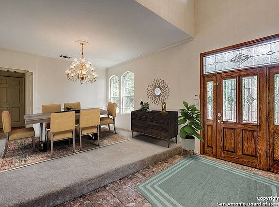 5th image of 2922 Kingsford Ln