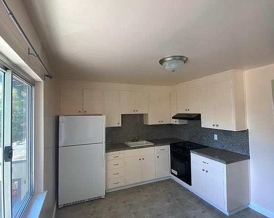 4th image of 2237 Los Padres Blvd #4