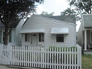 1st image of 3225 Idlewood Ave