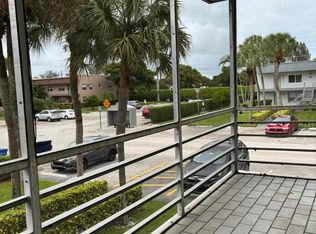 574 Burgundy St #574-L, Delray Beach, FL 33484