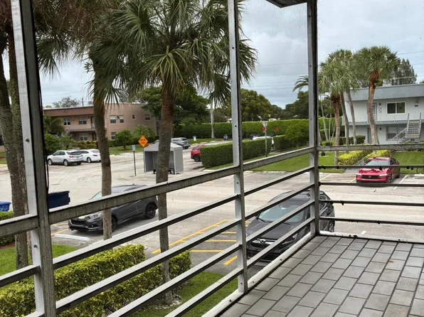 574 Burgundy L #574, Delray Beach, FL 33484