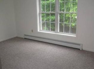 312 Knowlton St, Manchester, NH 03103