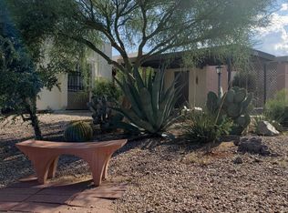 328 N Calle Del Chancero, Green Valley, AZ 85614