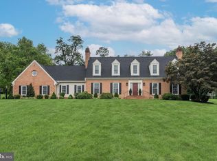 1 Sturbridge Ct, Baldwin, MD 21013