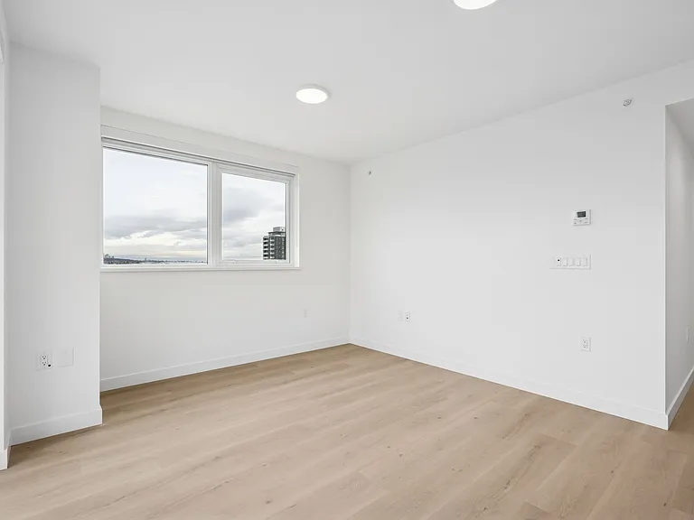 5670 Cambie St — Photo 98