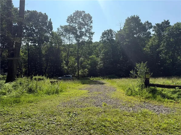 0 Bernadette Ln, Boyers, PA 16020