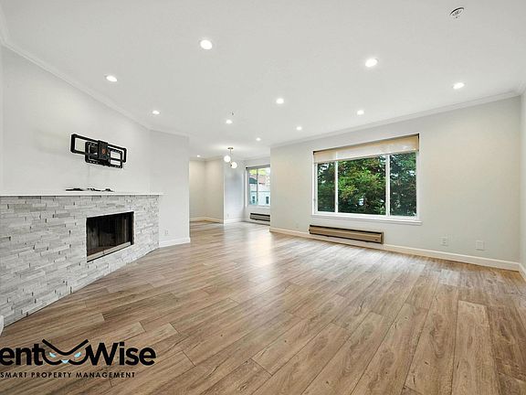 3rd image of 1565 Sacramento St APT 4
