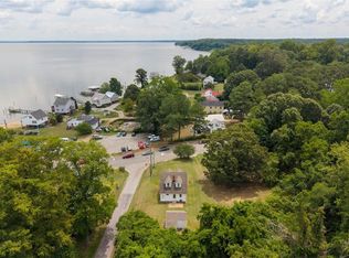 16223 Rolfe Hwy, Surry, VA 23883