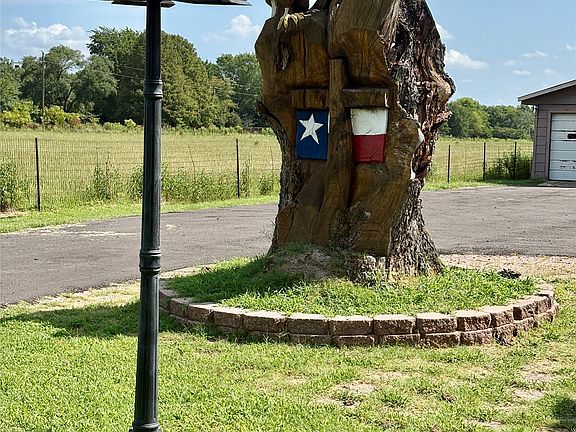 2nd image of 20530 State Highway 64