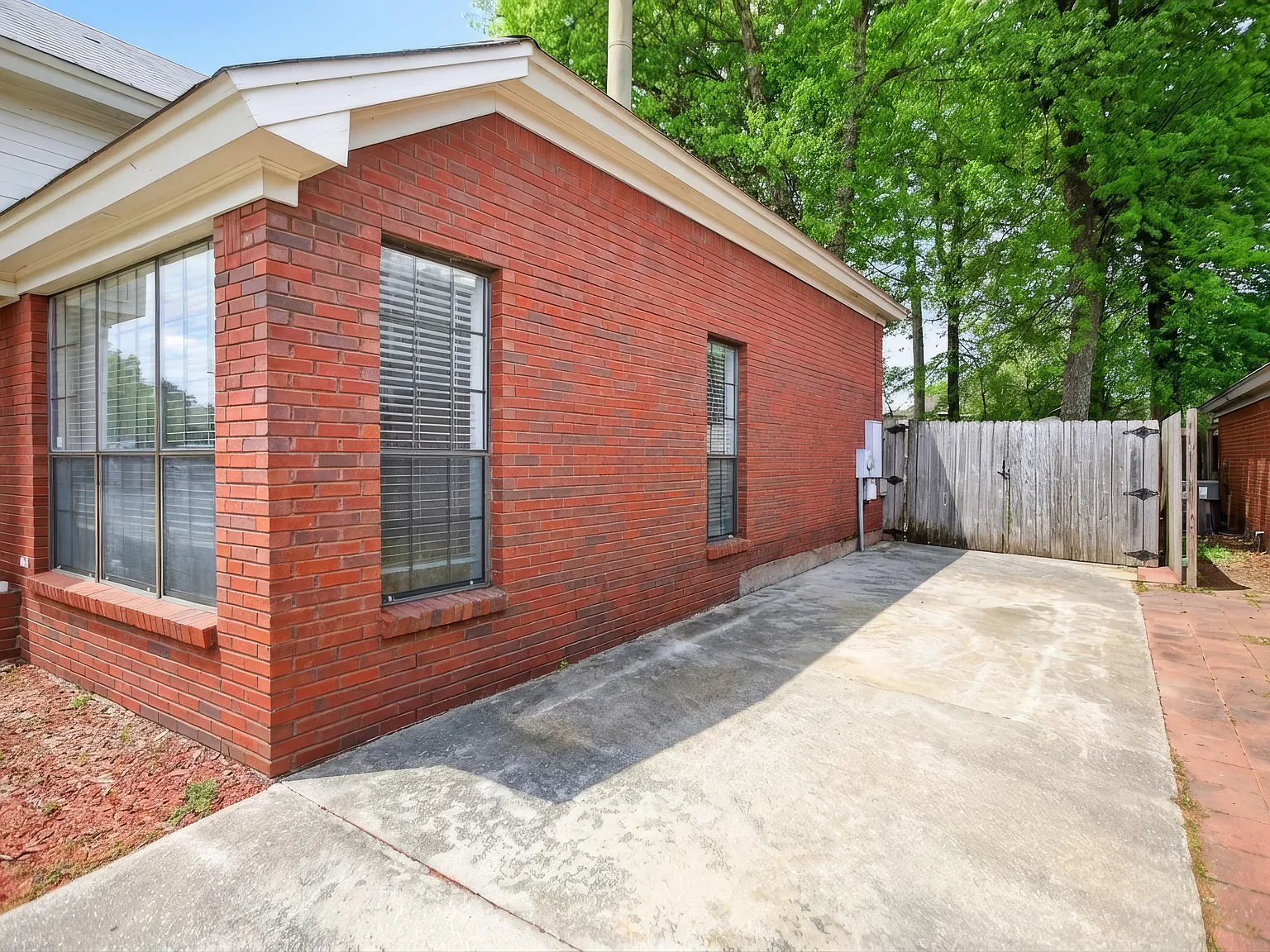 730 Ryefield Road (g) - 730 — Photo 3