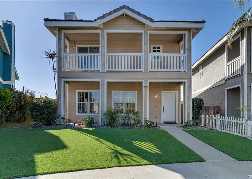 10954 Cabrillo Loop #B