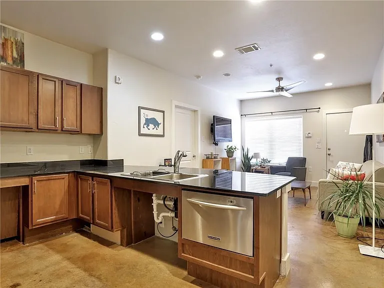 1807 Poquito St #24 — Photo 6