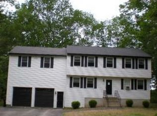 101 Kimball Hill Rd, Hudson, NH 03051