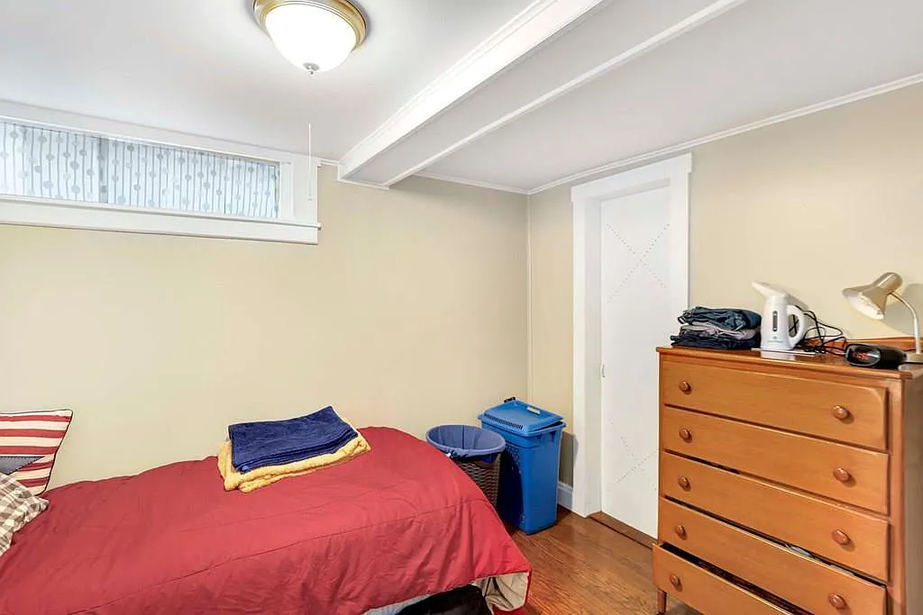 19 River Ave — Photo 2