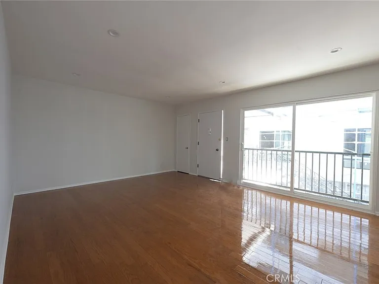 1436 S Bedford St #4 — Photo 4
