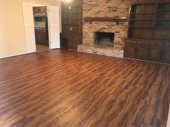 2nd image of 235 Softwood Dr