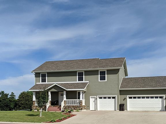 2nd image of 301 Sunset Ave