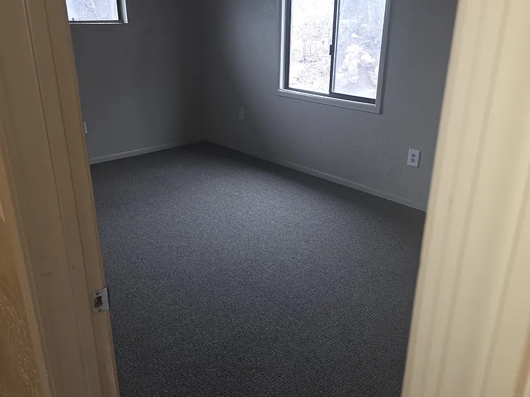 40 S Pinegrove Rd #1 — Photo 9