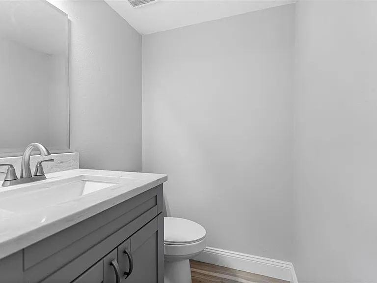 3420 S Carter St #C — Photo 10