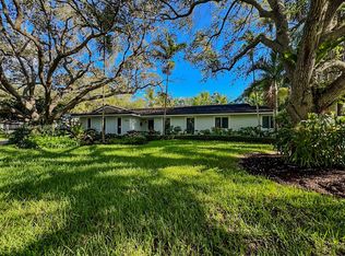 7585 SW 163rd St, Palmetto Bay, FL 33157