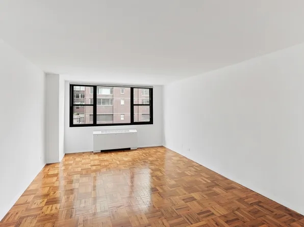 315 West 57th Street image 1 of 23