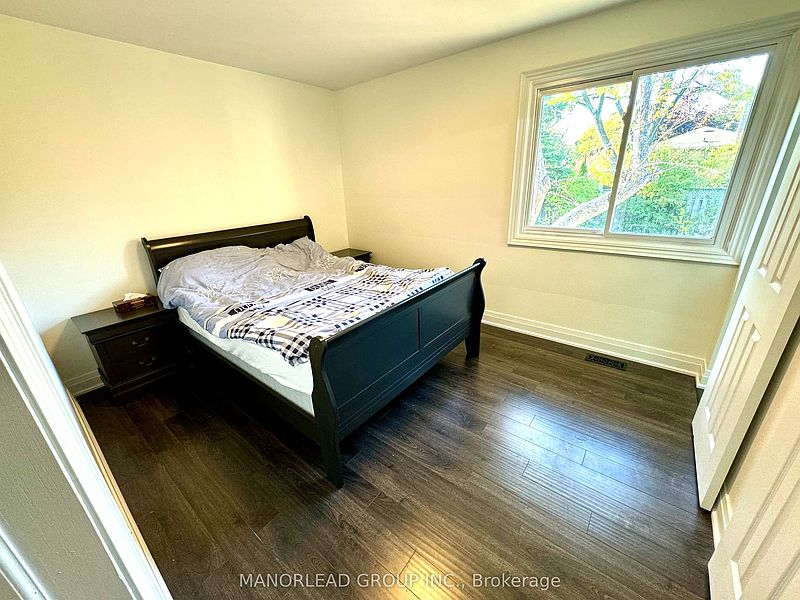 Toronto House for rent - 5 Bedrooms — photo 11