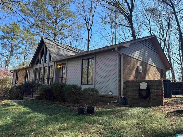 2101 Arrow Leaf Dr, Birmingham, AL 35244