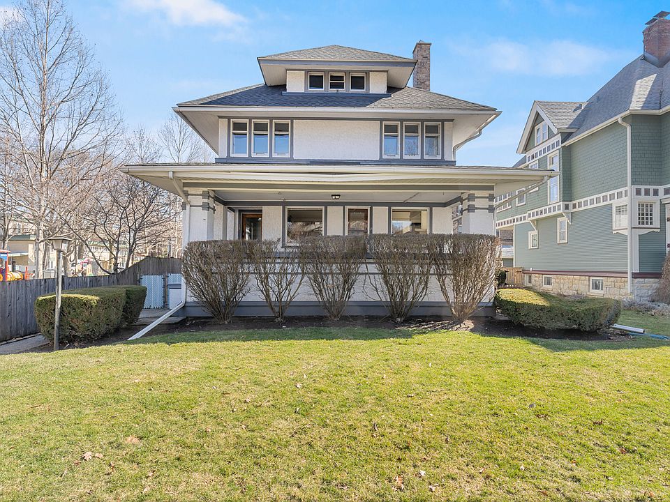 1st image of 304 S Grove Ave