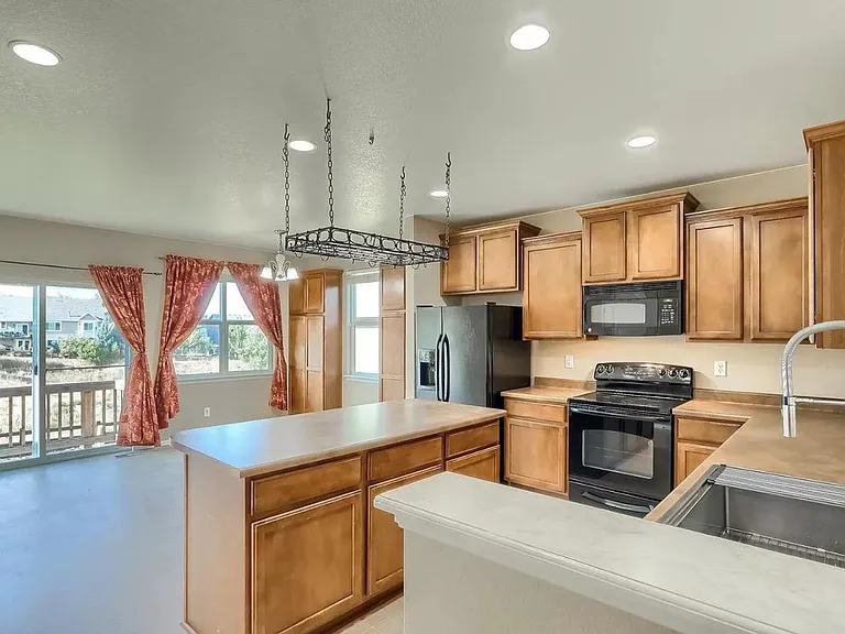 3603 Amber Sun Cir — Photo 2