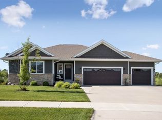 1536 Dunley Ct, Iowa City, IA 52246
