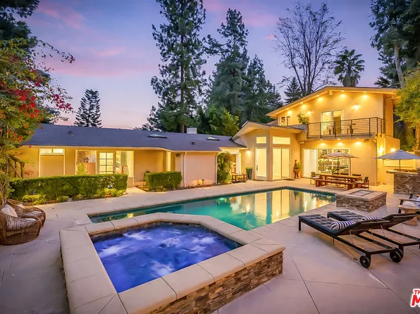 16561 Adlon Rd, Encino, CA 91436