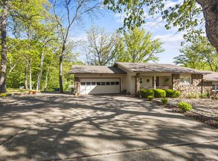 1 Kingsbury Dr, Bella Vista, AR 72715