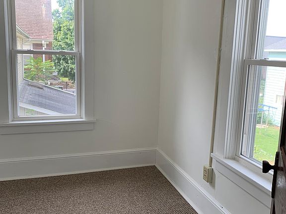 4th image of 210 W Southern Ave