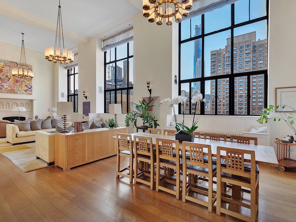 1st image of 11 W 67th St #909