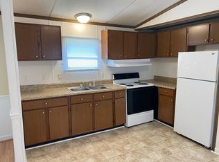 209 Highway 172, Hubert, NC 28539