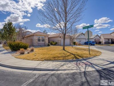 2558 Country Falls Ln, Reno, NV, 89521