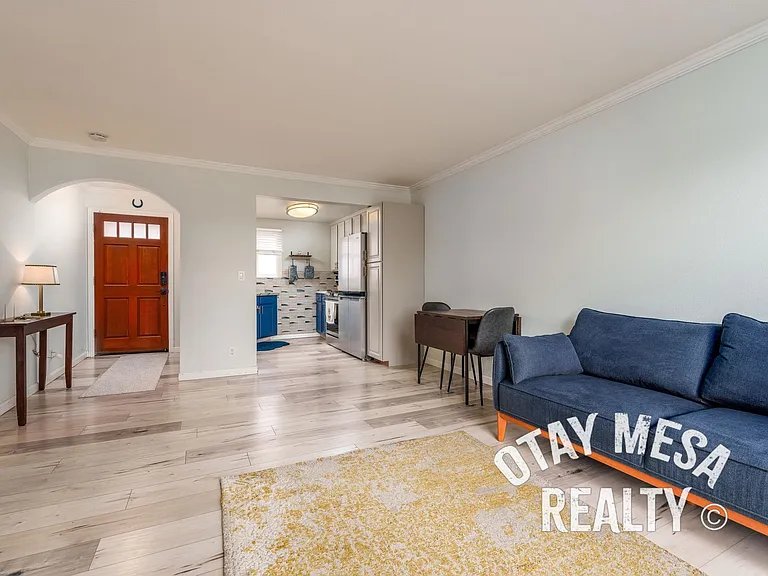 263 Dahlia Ave #10 — Photo 8