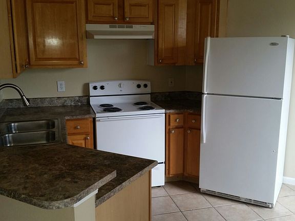 3rd image of 18007 Villa Creek Dr